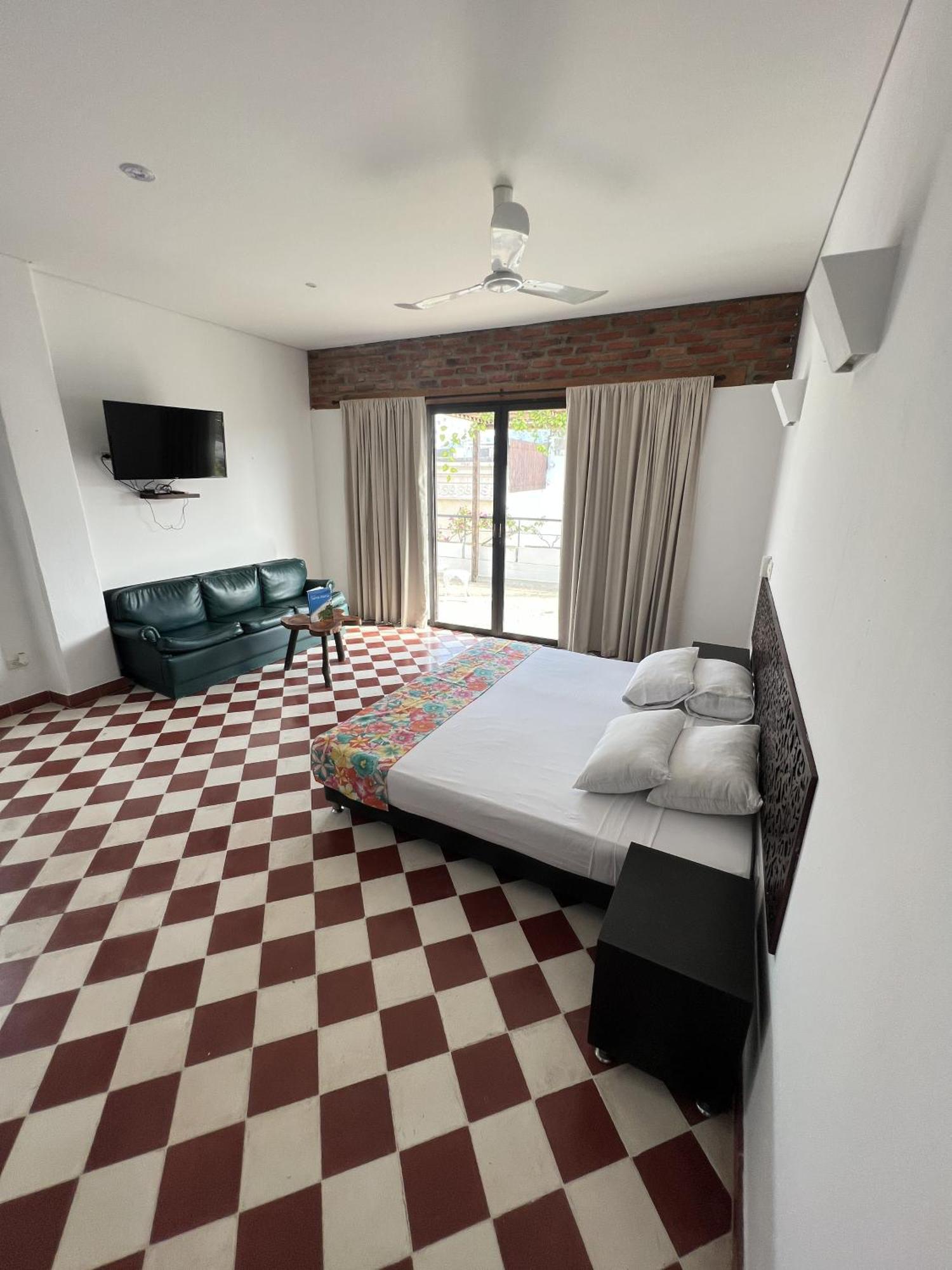 Hotel Puerto Pelicano Σάντα Μάρτα Εξωτερικό φωτογραφία