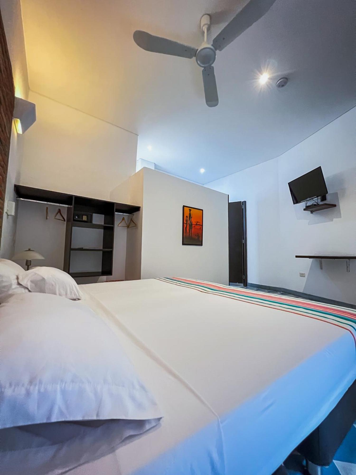 Hotel Puerto Pelicano Σάντα Μάρτα Εξωτερικό φωτογραφία