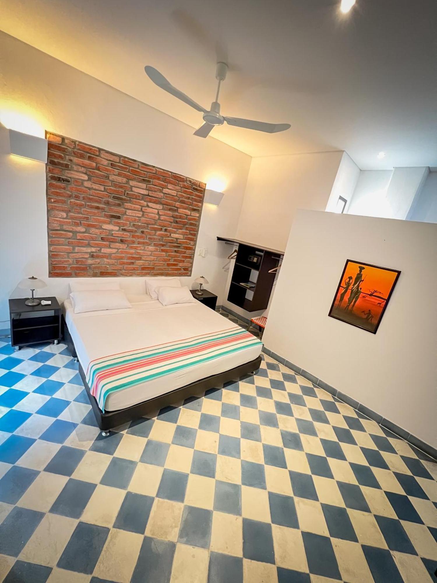 Hotel Puerto Pelicano Σάντα Μάρτα Εξωτερικό φωτογραφία