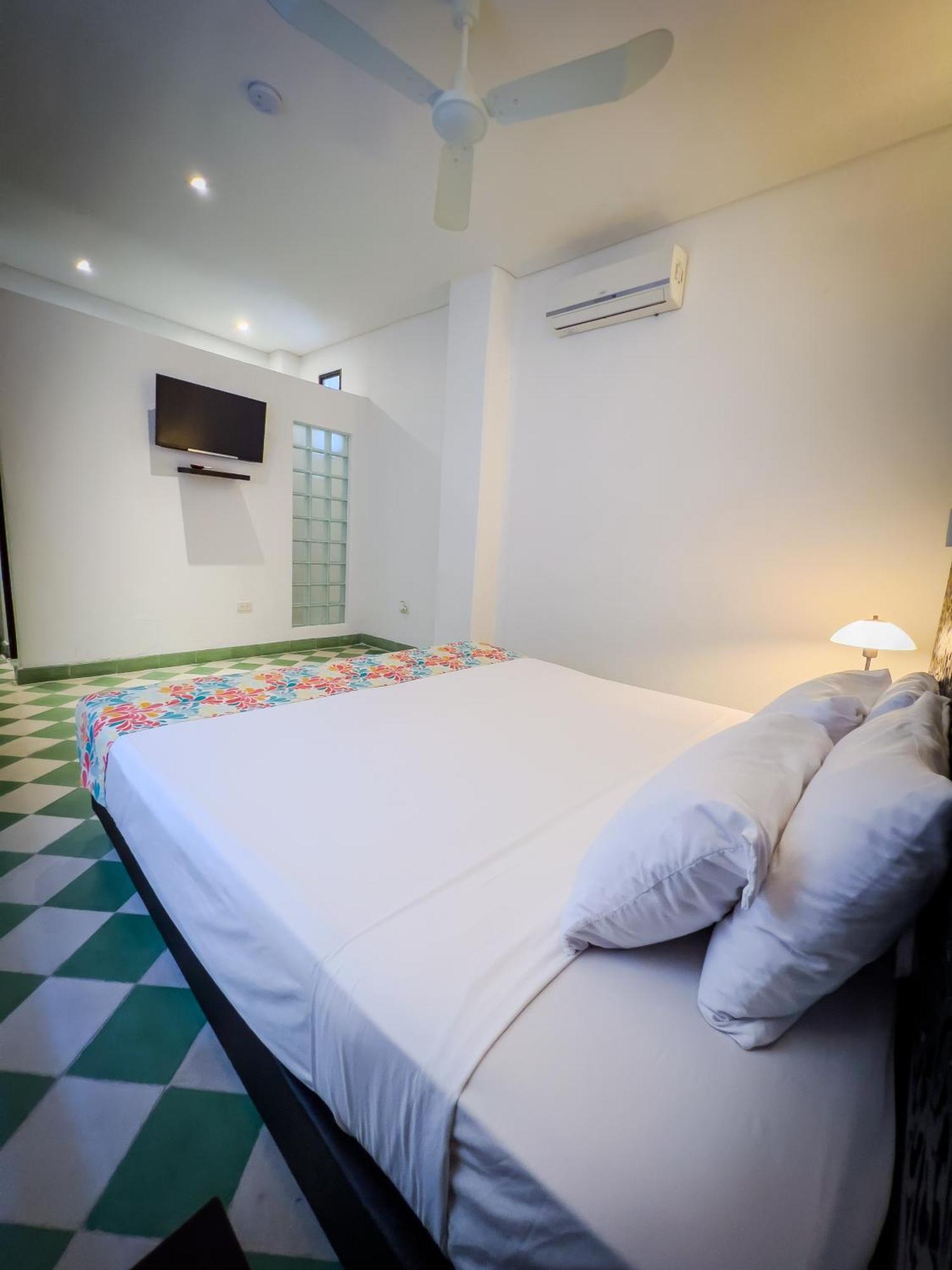 Hotel Puerto Pelicano Σάντα Μάρτα Εξωτερικό φωτογραφία