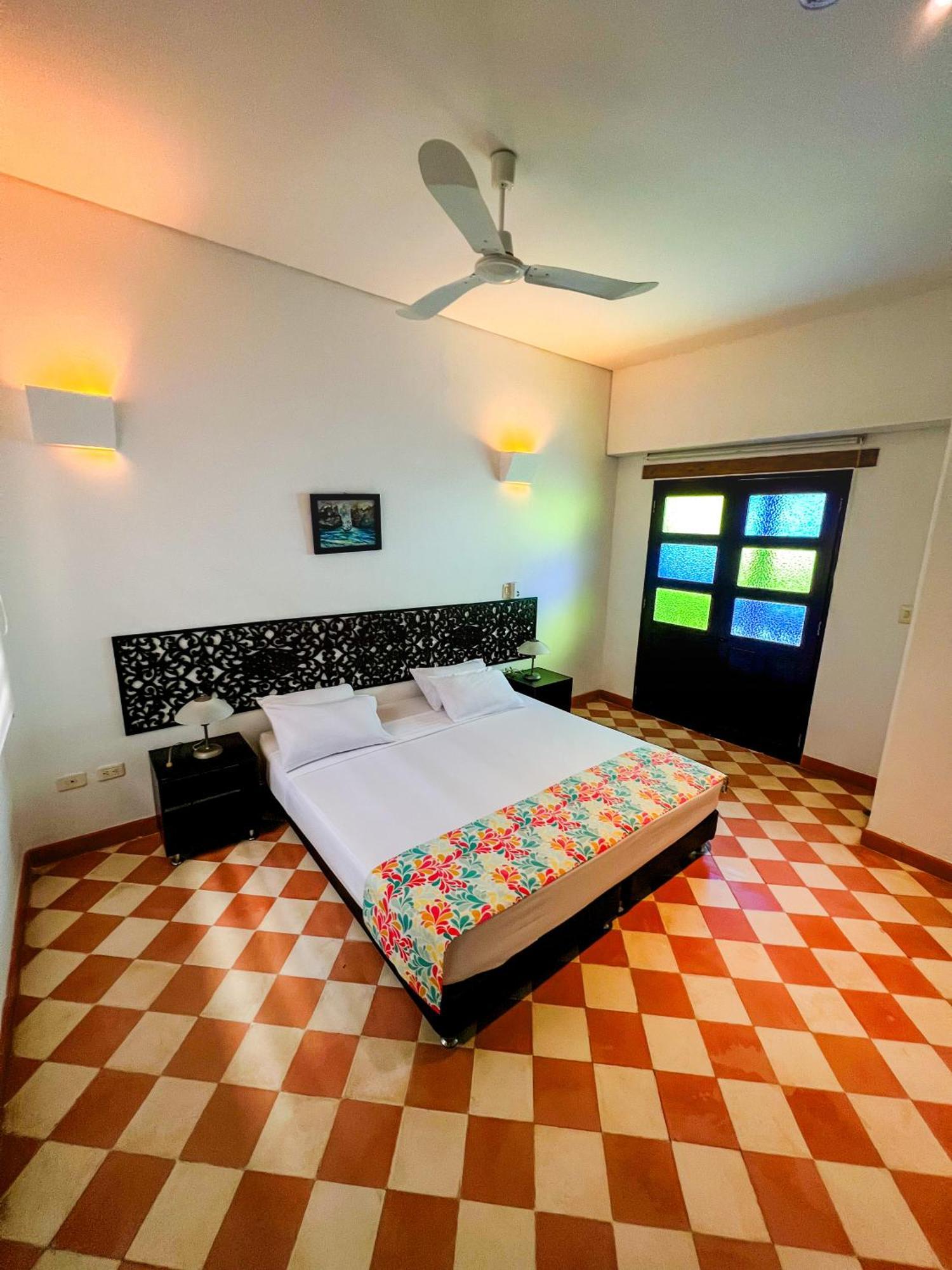 Hotel Puerto Pelicano Σάντα Μάρτα Εξωτερικό φωτογραφία